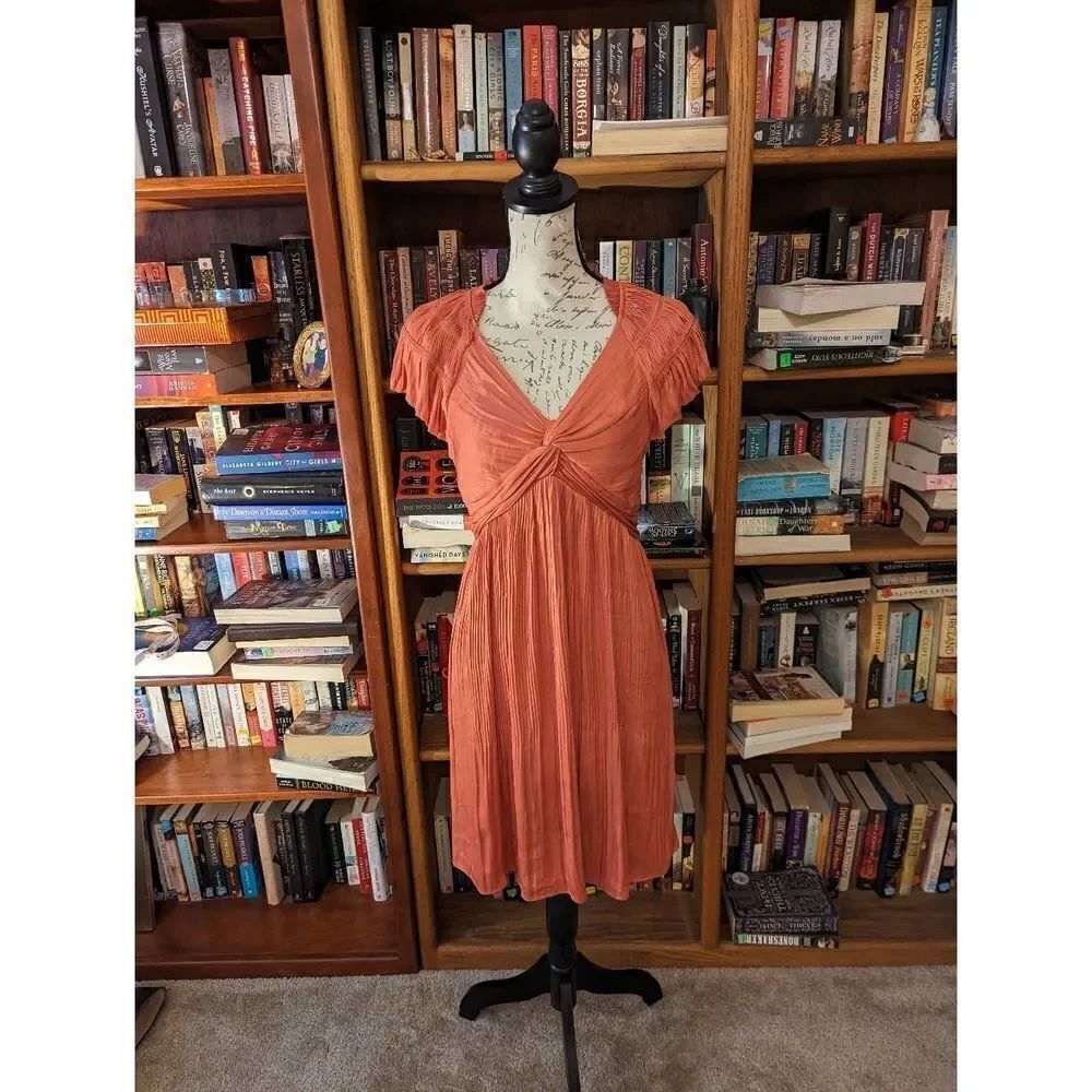 Currant air satin pleated orange knit front flutter sleeve mini dress sz xs